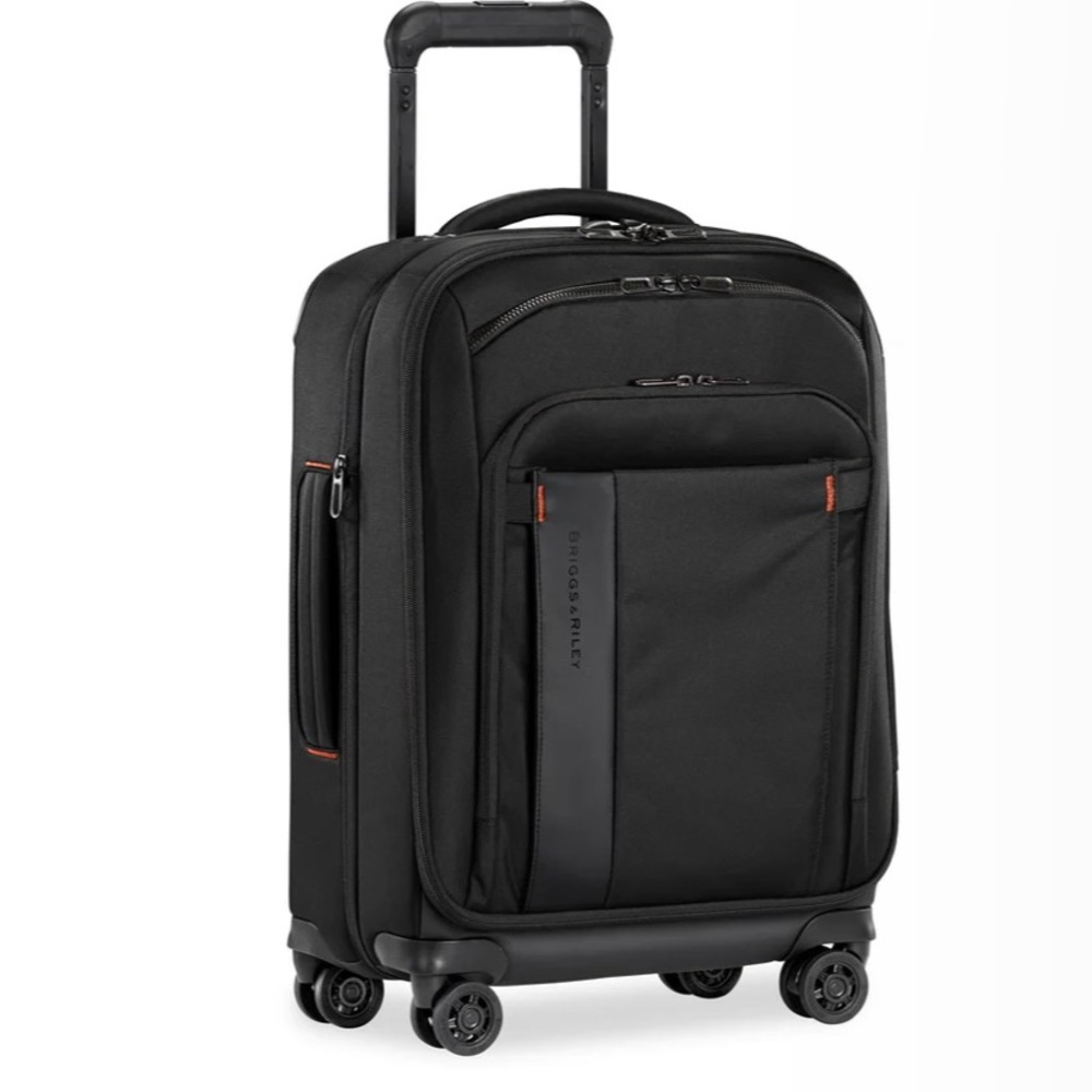 Briggs & Riley International 21” Carry-on Expandable Spinner Suitacase